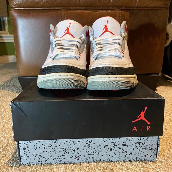 Fire Red 3s main image 4